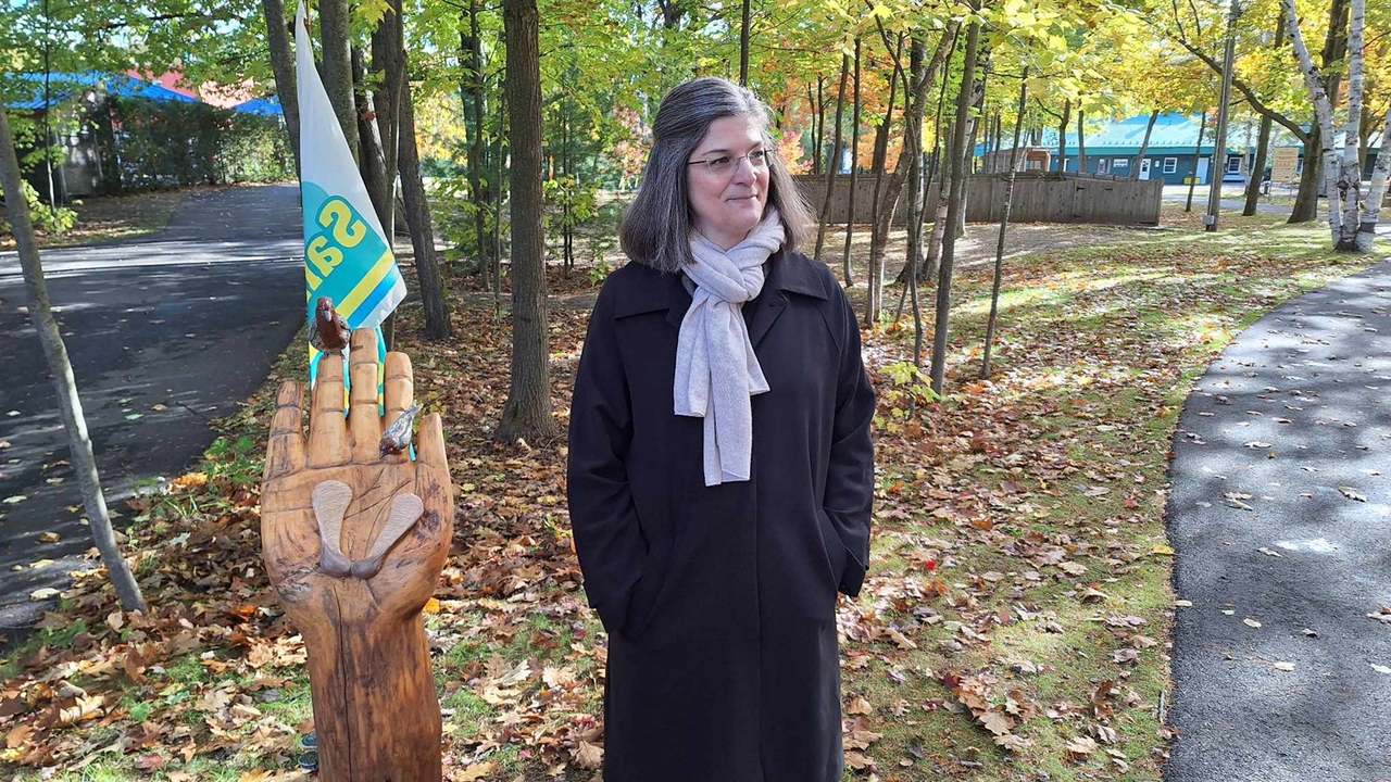 Une nouvelle œuvre prend racine au parc nature les Forestiers-de-Saint-Lazare