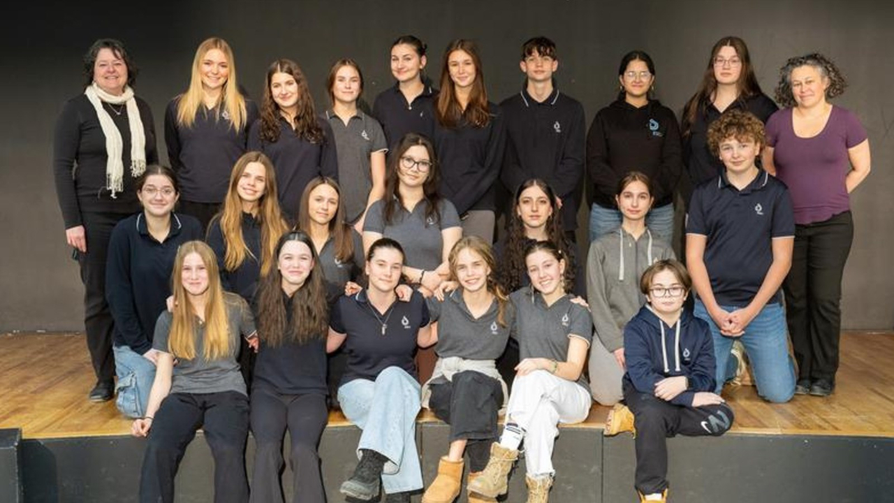 A bridge between generations: Cité-des-Jeunes students give voice to seniors