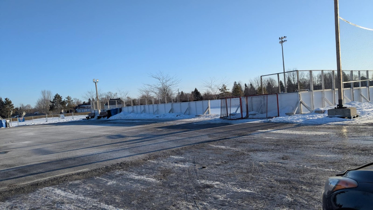 Patinoire réfrigérée: le sort du projet dévoilé en avril