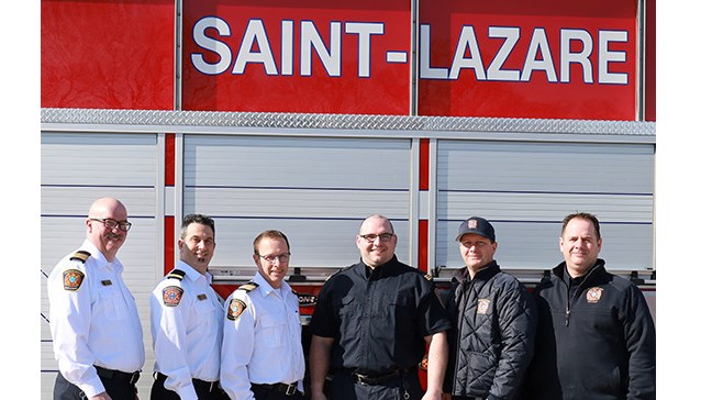Saint-Lazare modernise son service incendie avec un nouveau camion autopompe