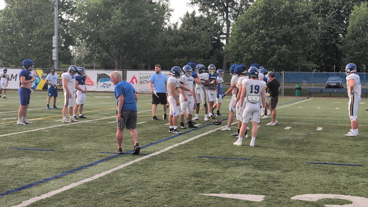 Football Collégial : Les Islanders de John Abbott prêts pour Sherbrooke
