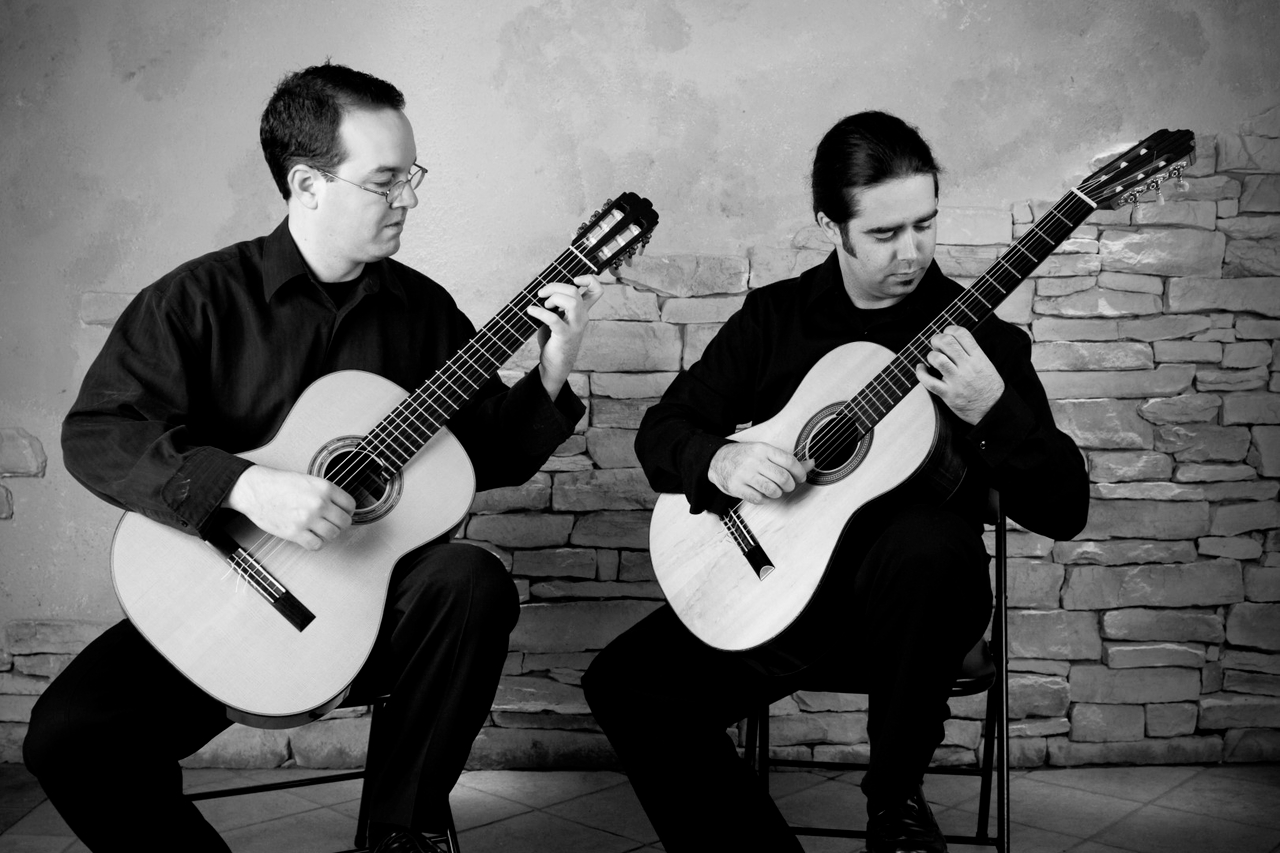 Le Duo de guitares Memento. (Photo : Courtoisie)