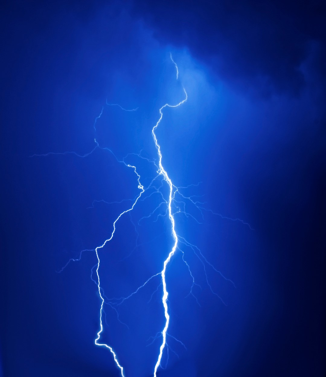 À 19h, 17 000 clients en Montérégie étaient toujours privés d’électricité, contre 25 000 à 18h, au plus fort de la tempête.