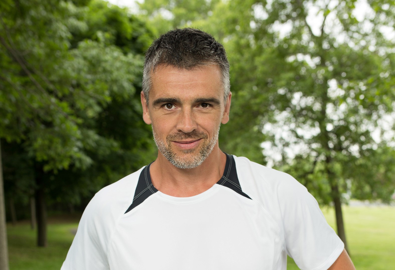 Le comédien Patrice Godin va courir pour aider les jeunes en difficulté, et invite le public à se joindre à lui le 14 septembre. 