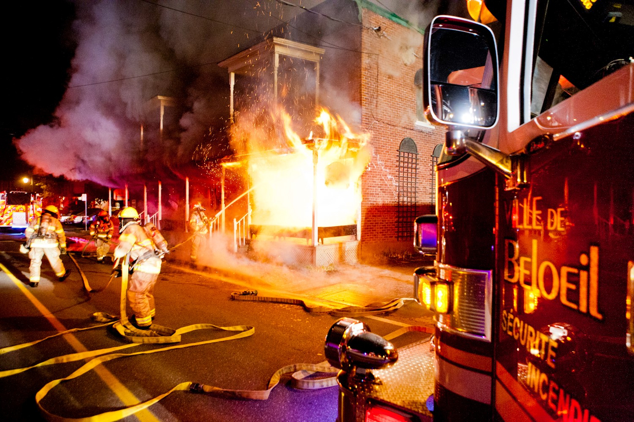 La Régie intermunicipale de police Richelieu–Saint-Laurent a ouvert une enquête afin de faire la lumière sur l'incendie, qui semble être criminel.