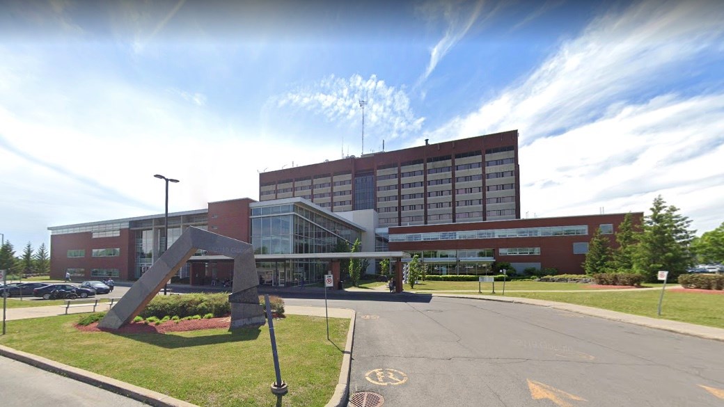 Mobilisation de l’APTS à l’Hôpital Pierre-Boucher pour souligner le rejet des nouvelles offres de la ministre LeBel