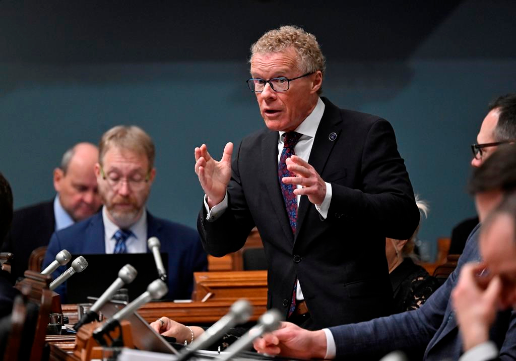 Projet de loi sur la construction: «Il n'y a rien d'exclu», assure Jean Boulet