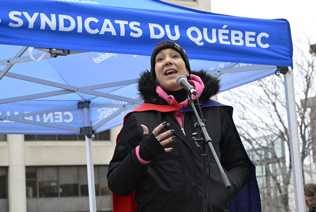 Garde en milieu familial: syndiquées CSQ appelées à voter pour des moyens de pression