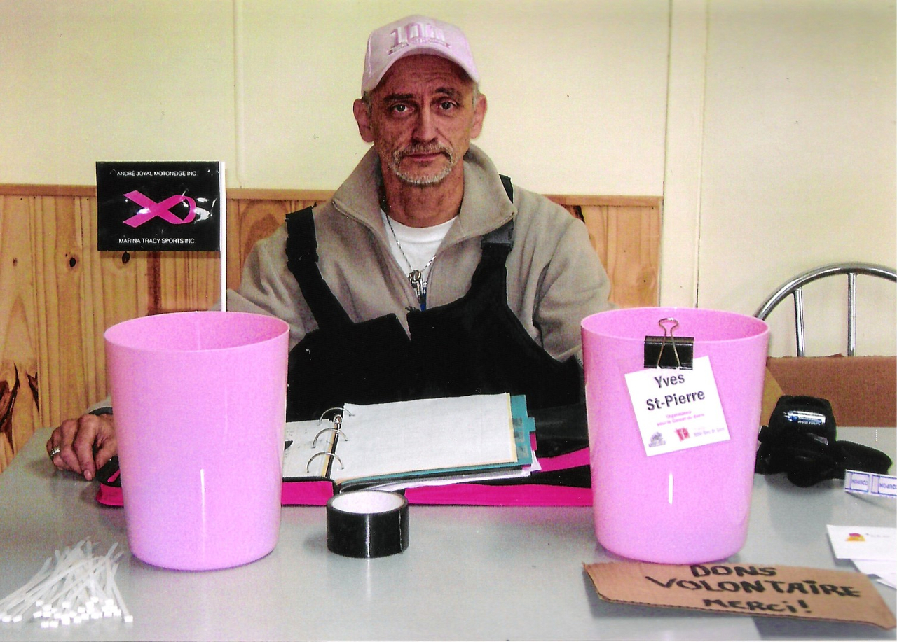 M. Yves St-Pierre.