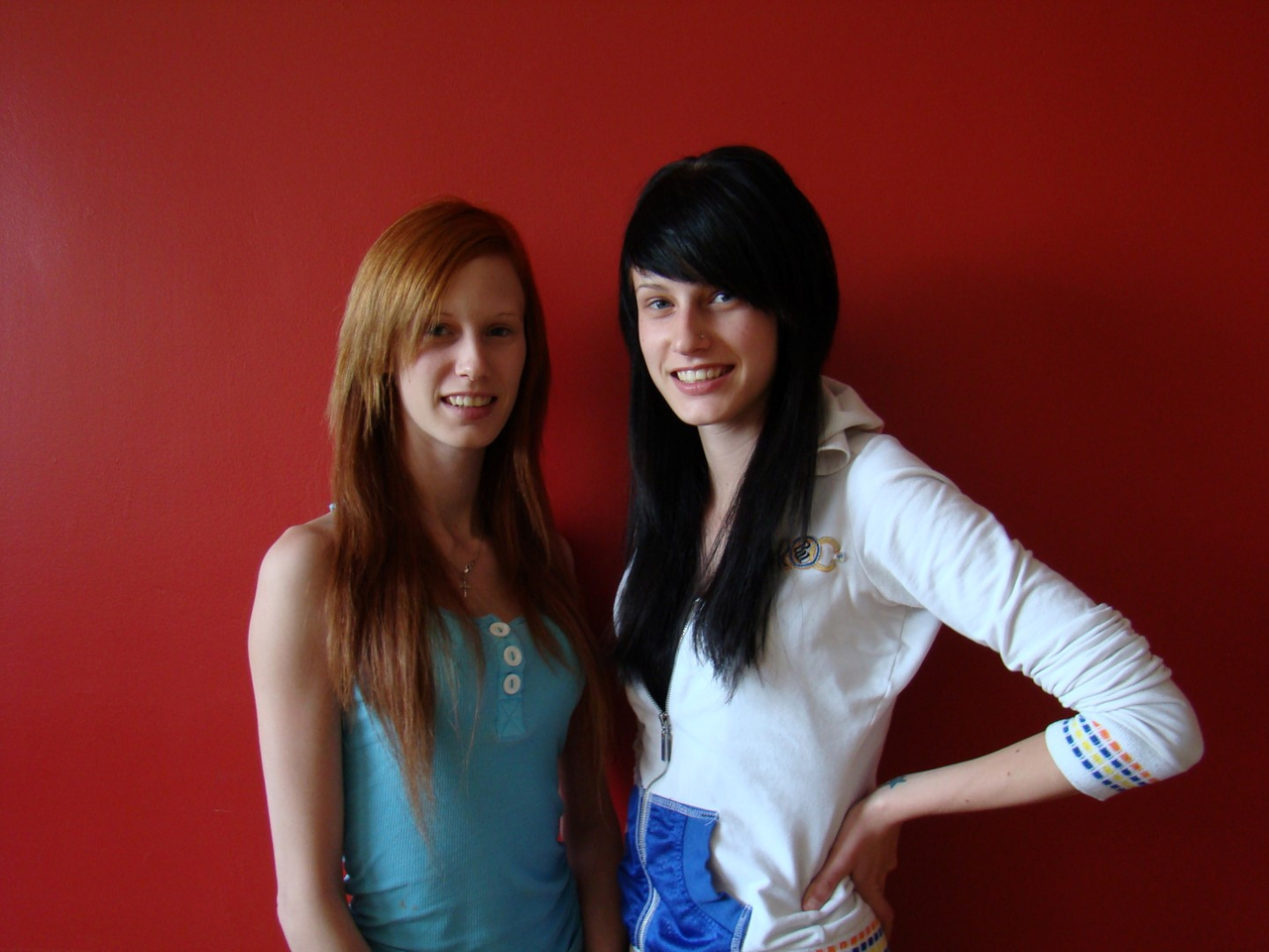 Vicky et Kelly Jean Allard, deux participantes de « Jeunes en action » au Carrefour jeunesse-emploi de Pierre-De Saurel, ont accepté de poser sans maquillage pour sensibiliser d’autres jeunes femmes à la Journée sans maquillage.