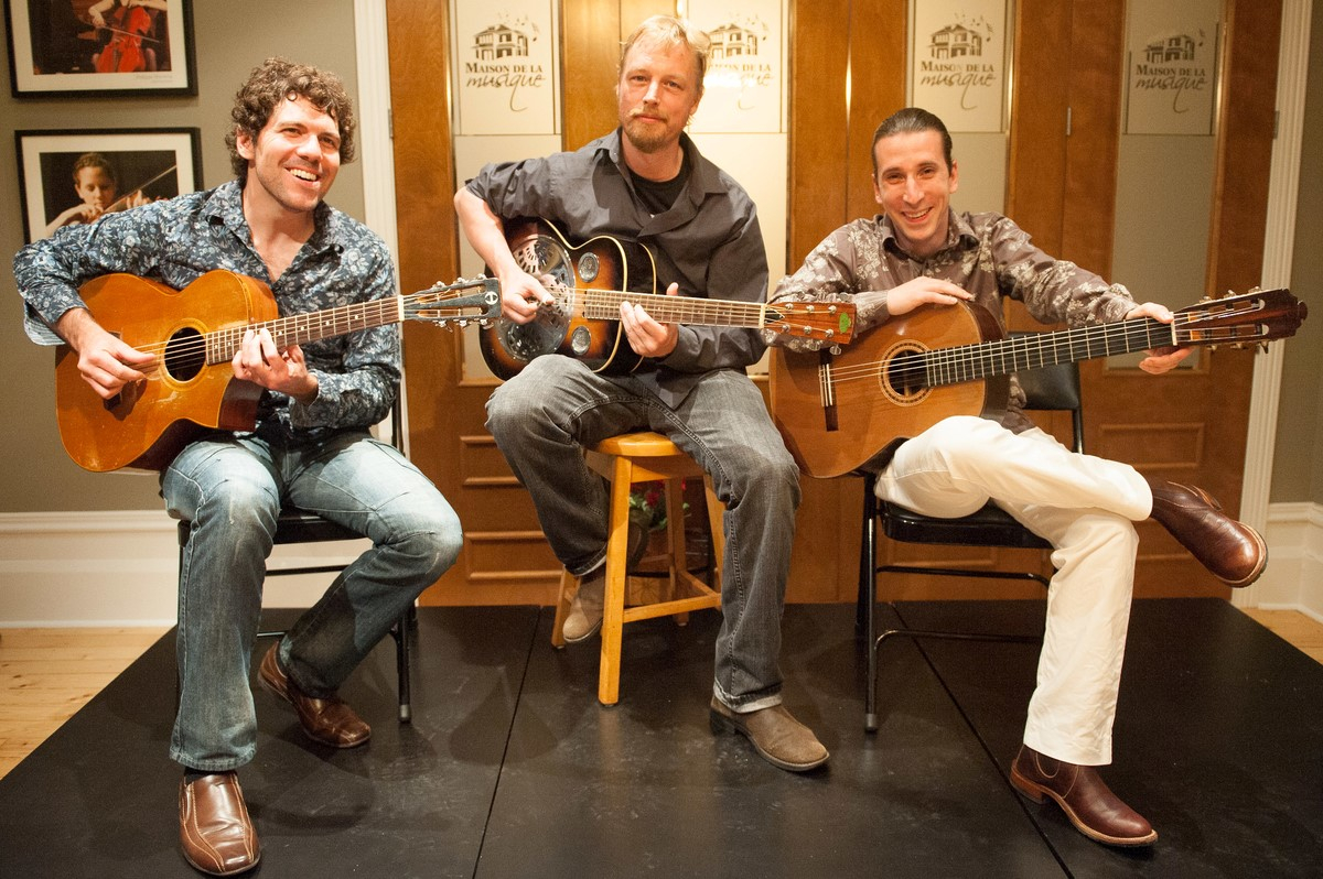 Le dimanche 16 décembre, à 14 h, le trio Guitares nomades sera de retour au Salon de musique.