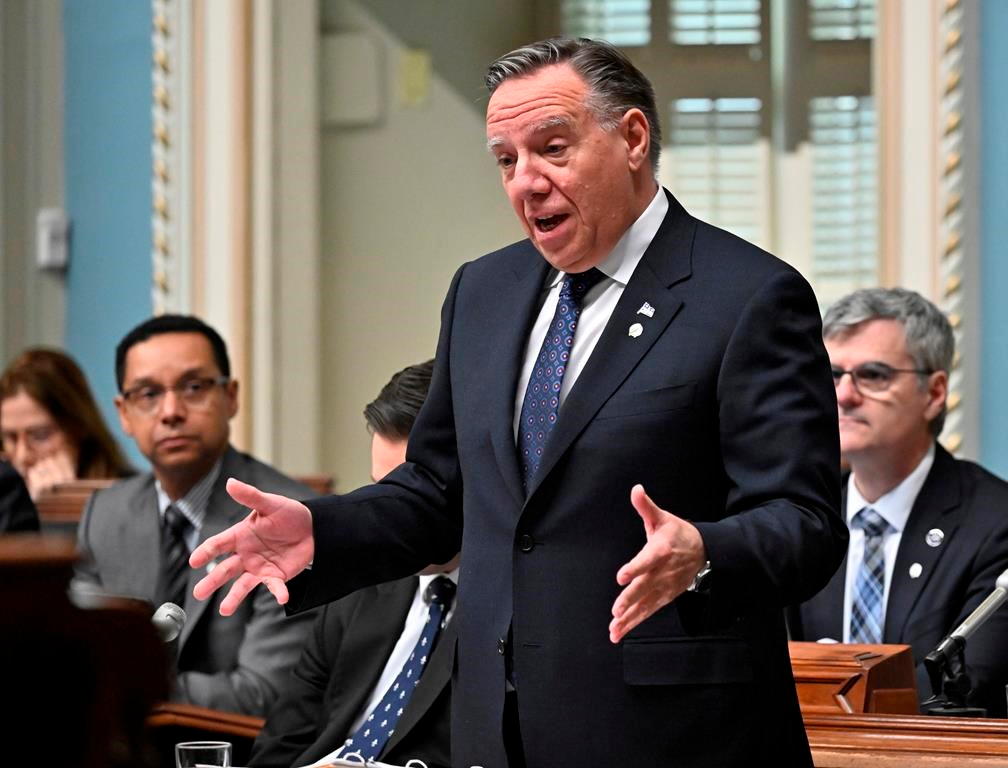 Legault demande plus de flexibilité aux infirmières