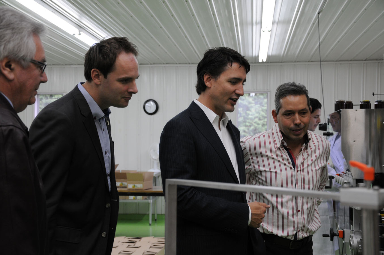 Aérogare de Mirabel: Justin Trudeau ne réplique pas aux attaques du NPD
