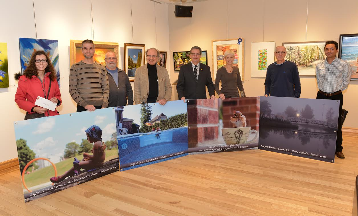 Mme Jade Cousineau, M. Guillaume Benny, M. Gilles Trudel, M. Jean-Luc Monfrais, M. Guy Frigon, conseiller du district du Plan-Bouchard, Mme Nicole Lefrançois, M. Michel Roussy et M. Simon Sanchez.