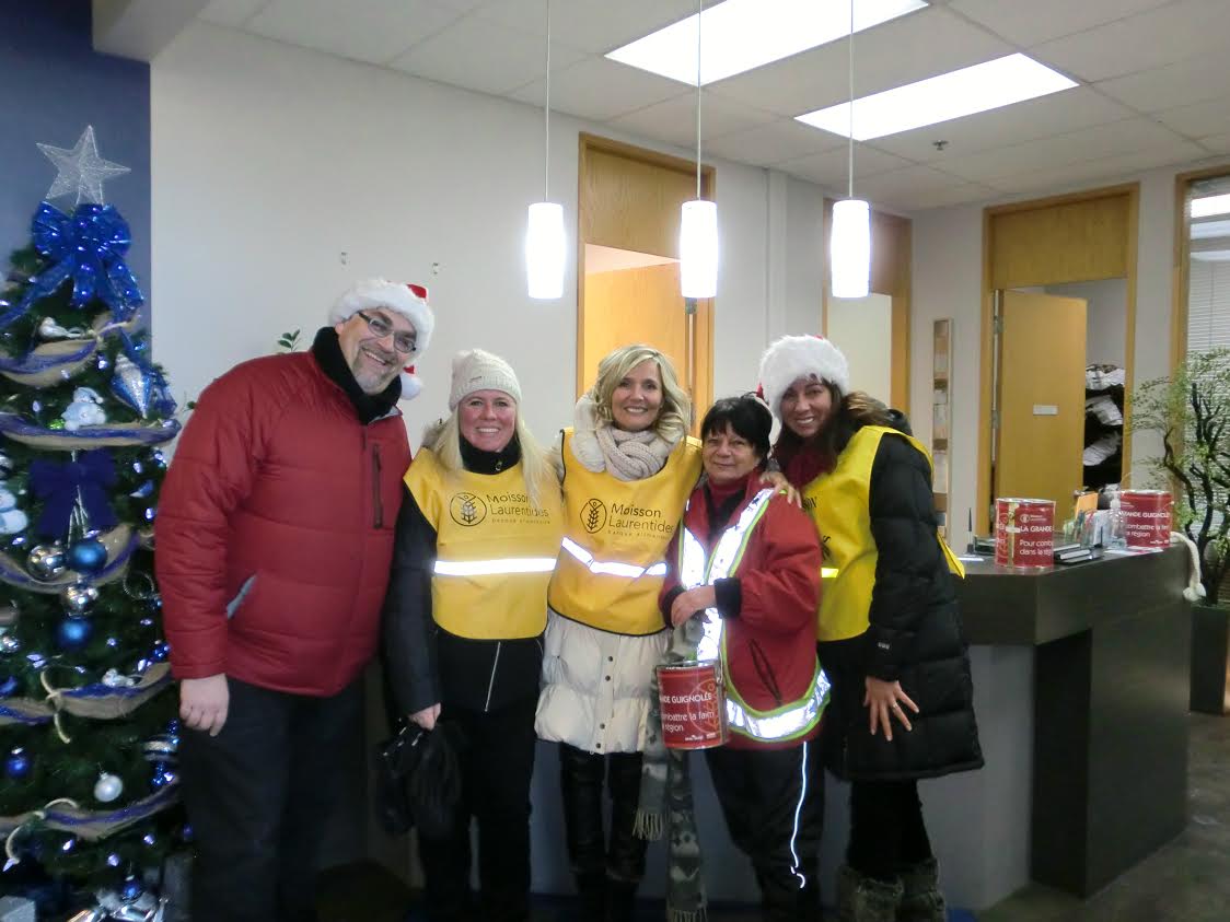 Dany Berger, Cime FM, Kim Berthelette, Bénévole BFI, Marie-Josée Taillefer, porteparole
de l’événement, Carolle Jacques, BFI, Lucie Martineau, Moisson Laurentides.