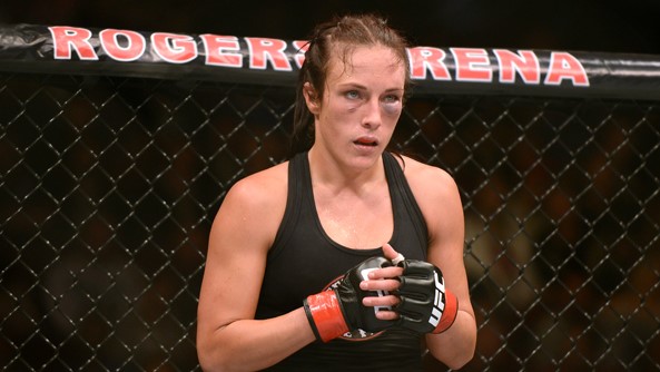 Valérie Létourneau lors de son premier combat à l'UFC