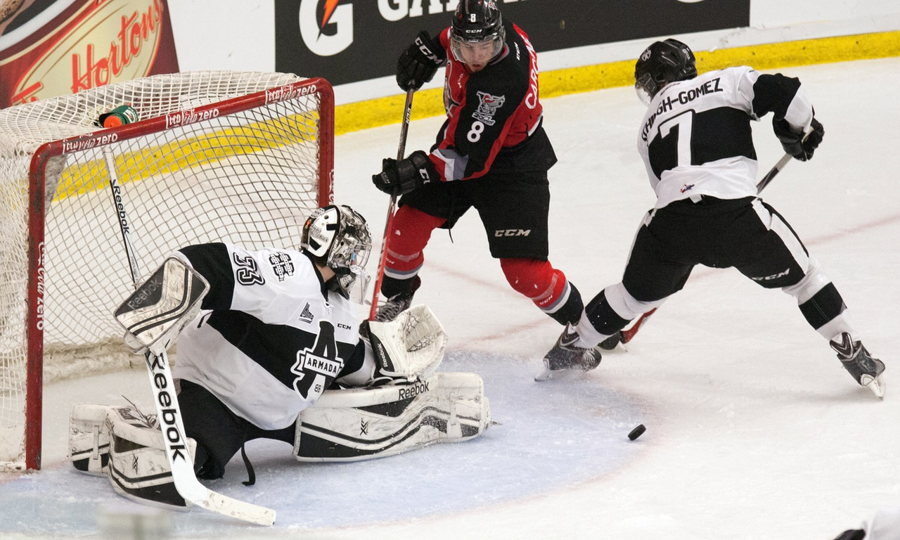 Les Voltigeurs surprennent l'Armada