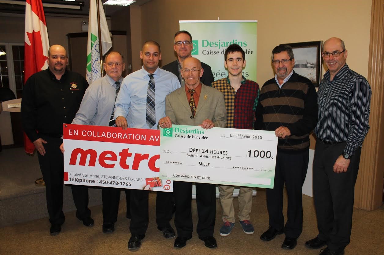 Stéphane Bérubé (Chevaliers de Colomb), Guy Charbonneau (maire de Sainte-Anne-des-Plaines), Philippe Pilon (Métro), Philippe Lescan (attaché presse de Charmaine Borg, député de Terrebonnne-Blainville), Gilles Roussil (organisateur), Sébastien Gagnon (prés. d’honneur), Yvon Fournier (Caisse Desjardins de l’Envolée), Alain Lacasse (dir. Loisirs Ville Sainte-Anne-des-Plaines)