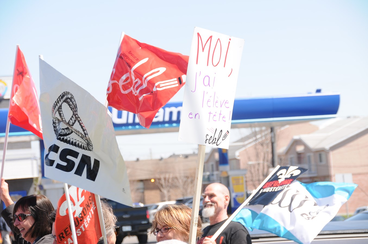 Le personnel de l'hôpital Saint-Eustache proteste