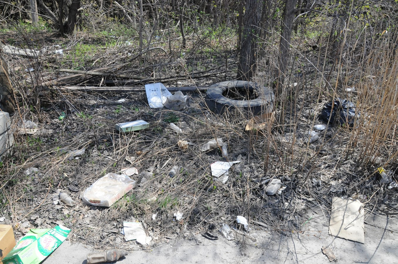 Une tonne de déchets dans la cour du ministère de l’Environnement