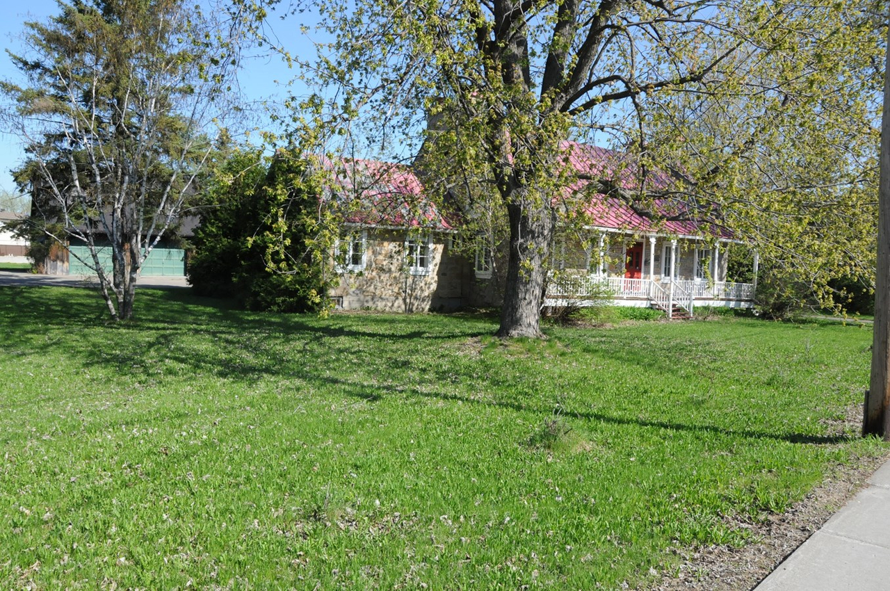 Le terrain derrière la maison Abraham-Dubois pourrait être développé.