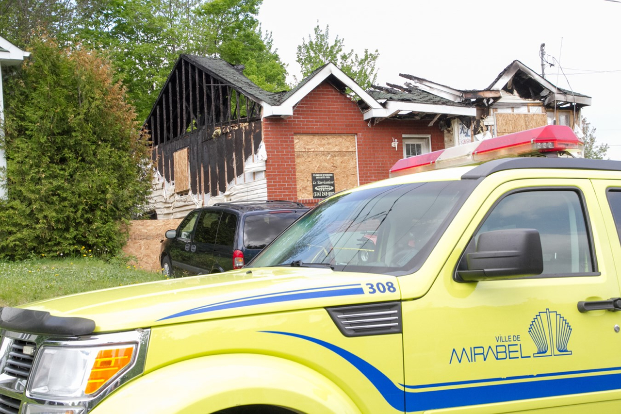 Mirabel: un incendie jette huit personnes à la rue 