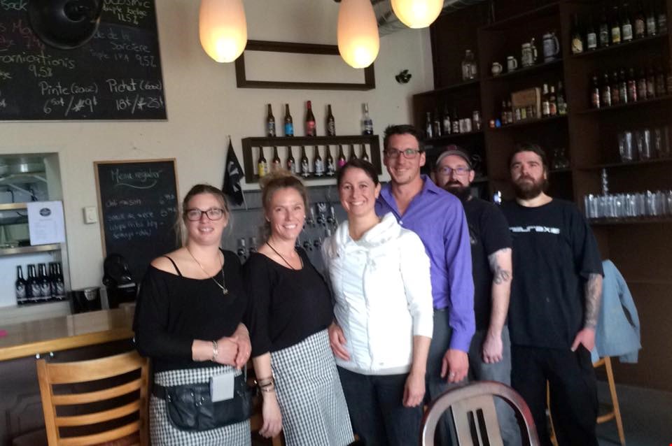 L'équipe de microbrasserie Goudale