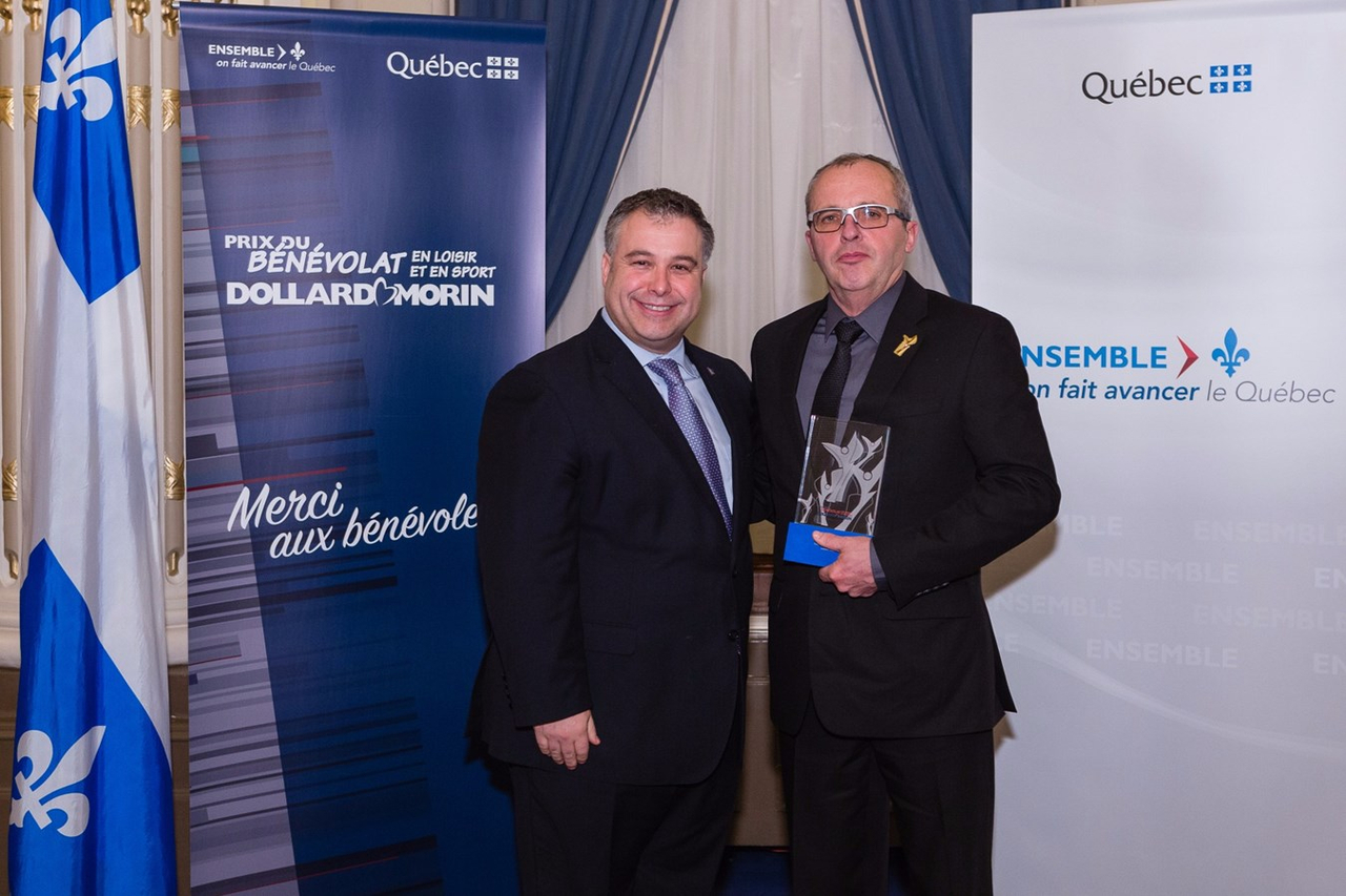 Robert Lavoie reçoit le Prix Dollard-Morin