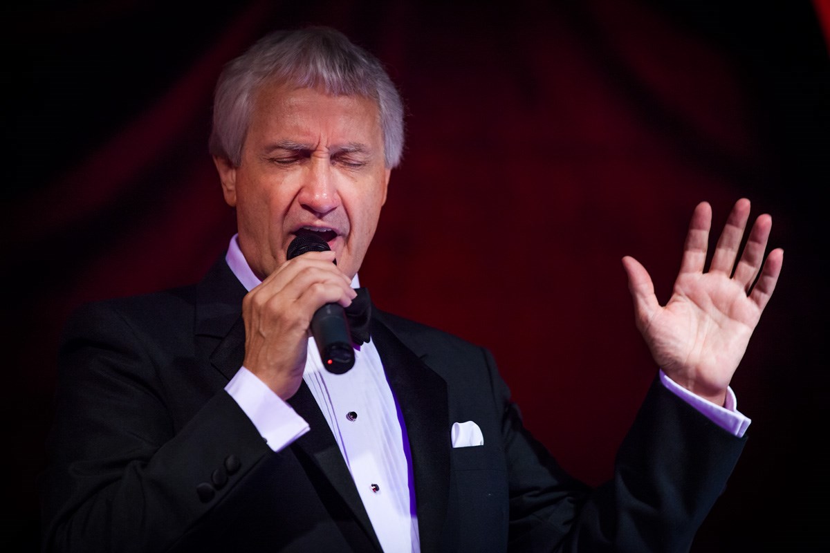 Pique-niques musicaux du Village: Hommage aux crooners avec Gil Albert