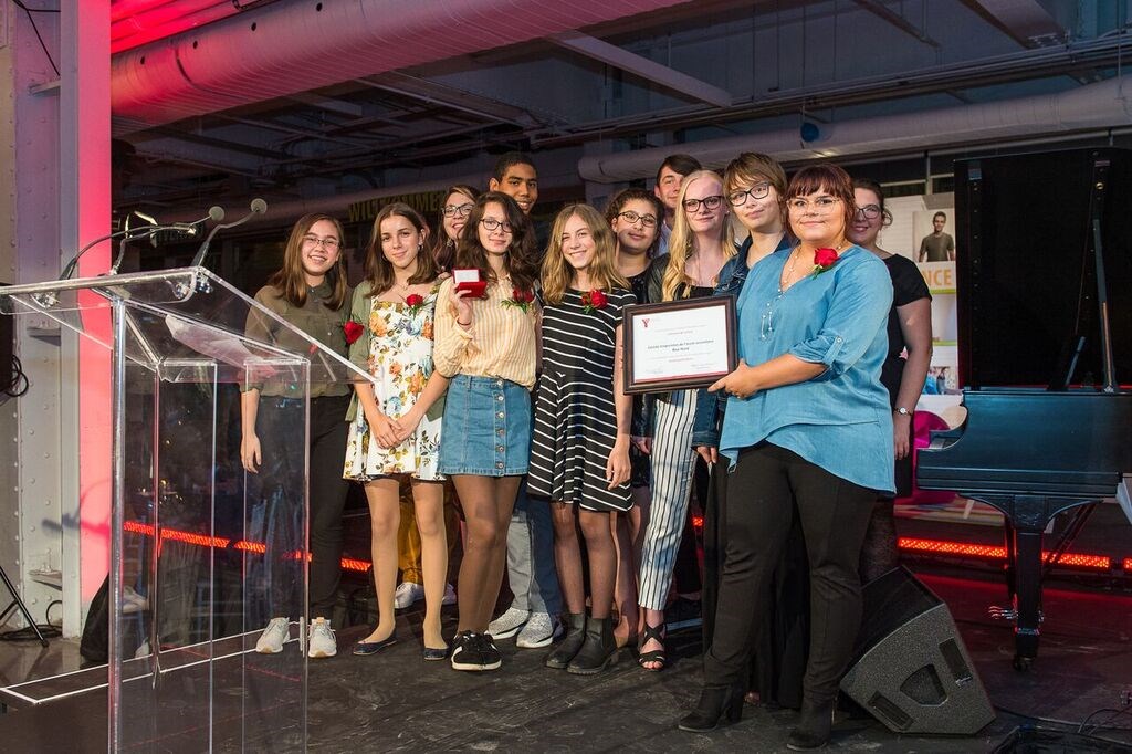 Les élèves de l’École secondaire Rive-Nord à Bois-des-Filion  remportent une Médaille de la paix