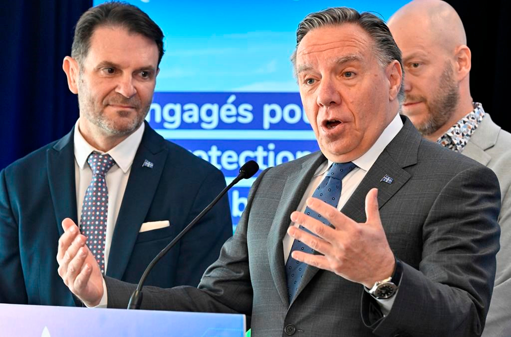François Legault dénonce une situation «inacceptable» à la SAAQ