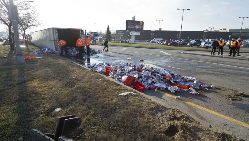 Des boissons gazeuses bloquent le boulevard Industriel