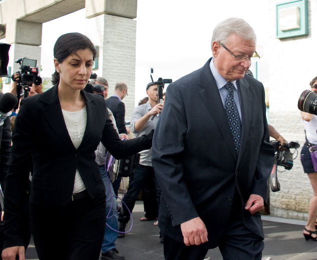Gilles Vaillancourt quitte le Palais de justice de Laval après sa comparution le jeudi 9 mai 2013.
MARTIN ALARIE /ECHO DE LAVAL/AGENCE QMI