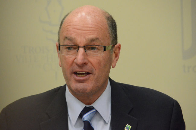 Les frappes de l'UPAC à Laval étaient sur toutes les lèvres lors de l'ouverture des 92es assises annuelles de l'UMQ.Le maire de Trois-Rivières, Yves Lévesque, a commenté l'affaire sans mettre de gants blancs.