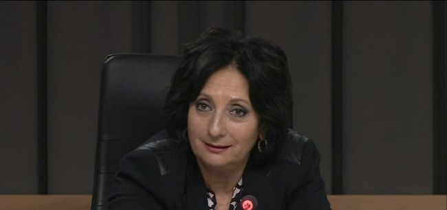 Après un mois de pause, les travaux de la Commission d'enquête sur l'octroi et la gestion des contrats publics dans l'industrie de la construction (CEIC) reprennent lundi matin.