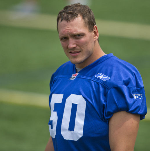 Le Lavallois Martin Bédard a conclu une nouvelle entente de trois saisons avec les Alouettes de Montréal, a annoncé l’équipe, mardi.