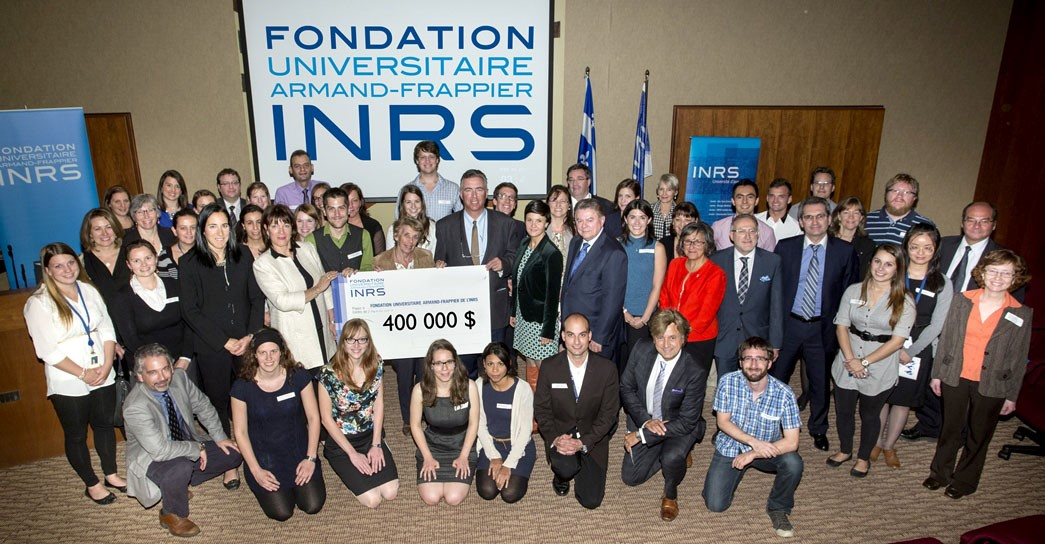 Fondation universitaire Armand-Frappier de l'INRS : 400 000 $ pour trente boursiers