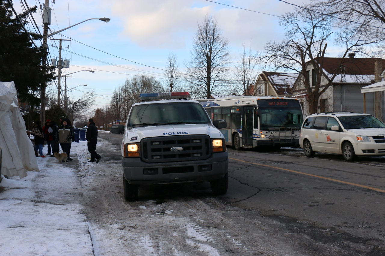 Violent incendie à Chomedey