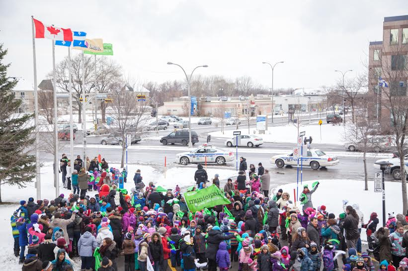 Plus de 200 enfants participent à la Marche de la solidarité de Laval
