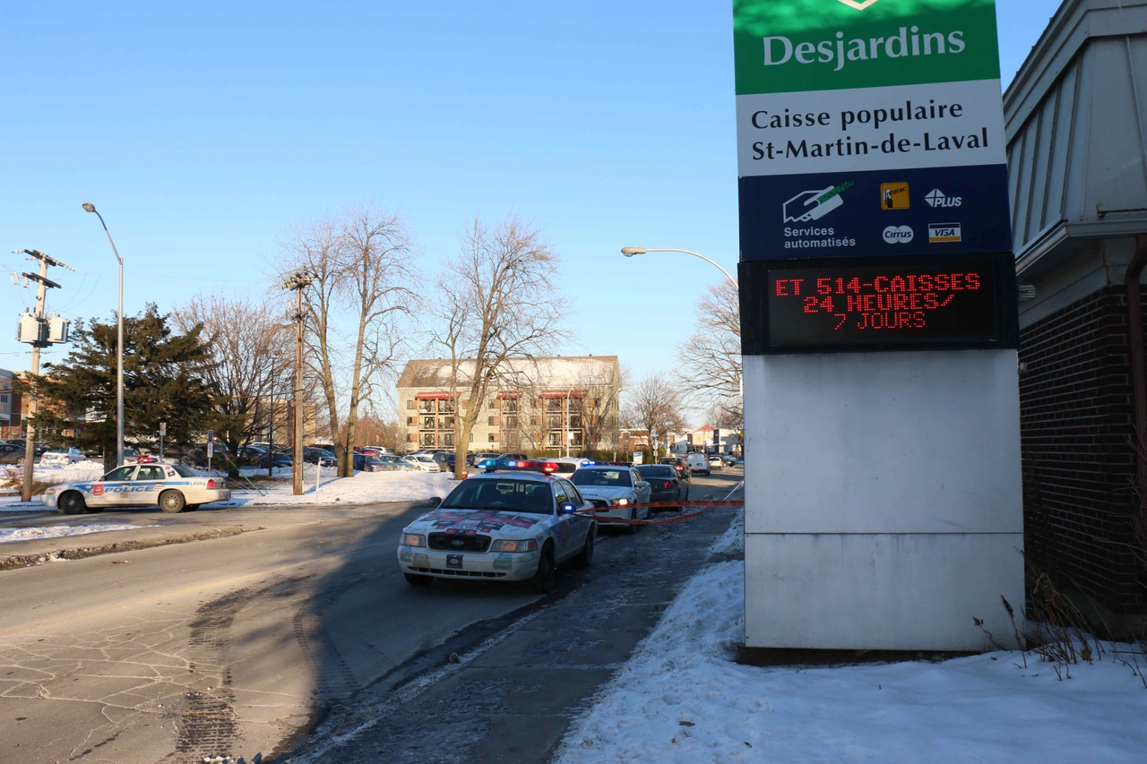 Vol à main armée à la Caisse Populaire St-Martin-de-Laval