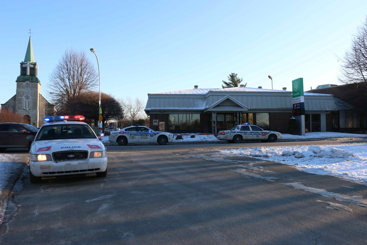 Vol à main armée à la Caisse Populaire St-Martin-de-Laval