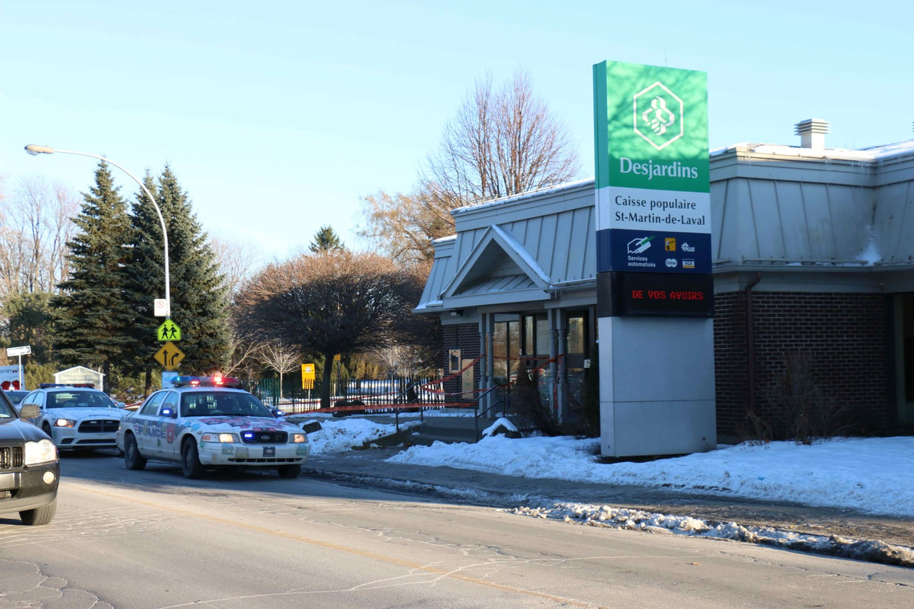 Vol à main armée à la Caisse Populaire St-Martin-de-Laval