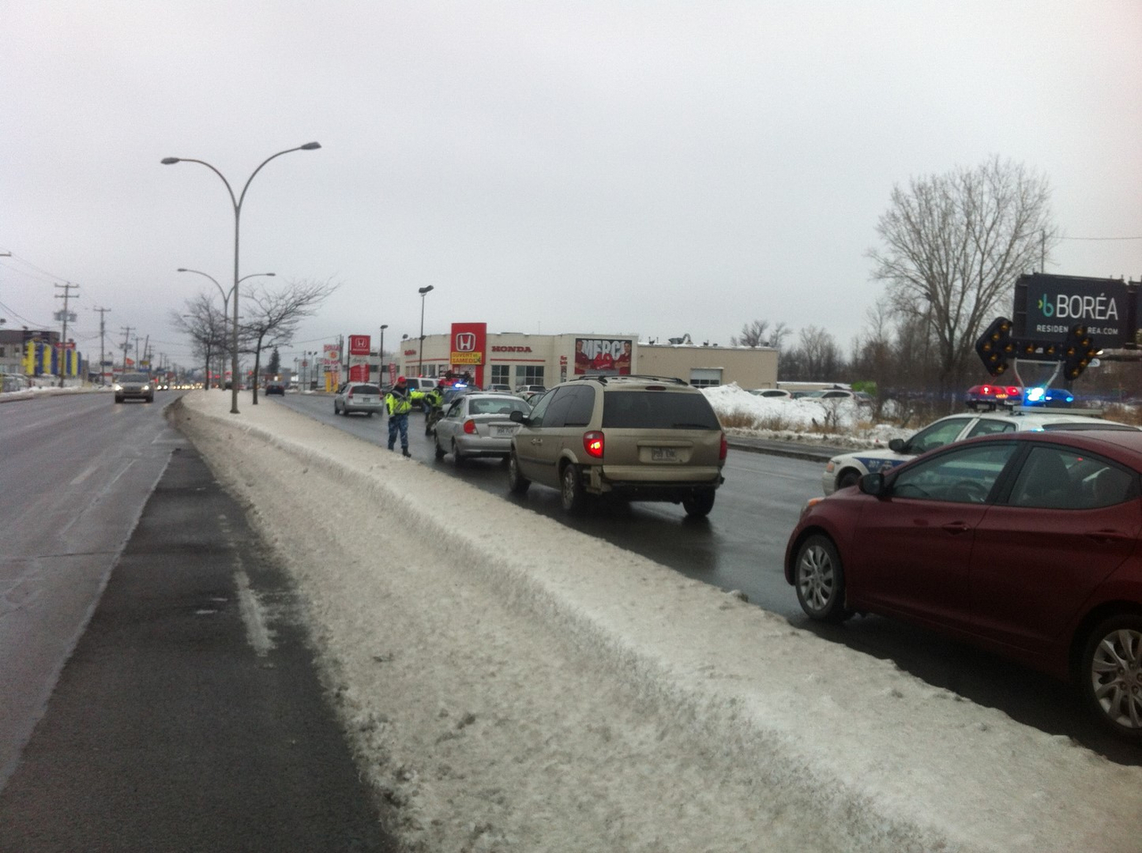 Opérations de vérification des pneus d’hiver