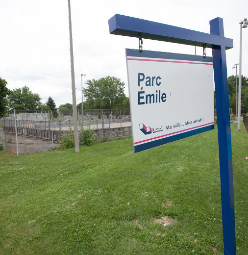 Patinoire extérieure réfrigérée à Laval : la demande est en traitement