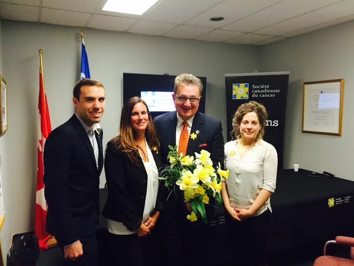 Jean Habel, député de Sainte-Rose, Annick Ouellette coordonnatrice au bureau régional Laval/Lanaudière/Basses-Laurentides à la SCC, Jean Rousselle, député de Vimont, et Patricia Labelle, agente de développement.