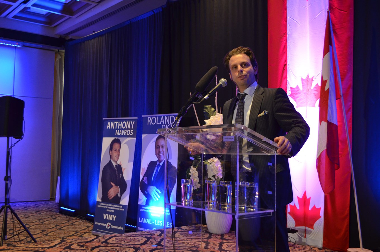 Anthony Mavros, candidat dans Vimy, a fait savoir qu'il était fier de ce qui avait été accompli par le gouvernement actuel et qu'il souhaitait continuer en ce sens.