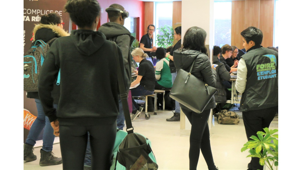 Un nombre record d’exposants à la 16e Foire régionale de l’emploi étudiant