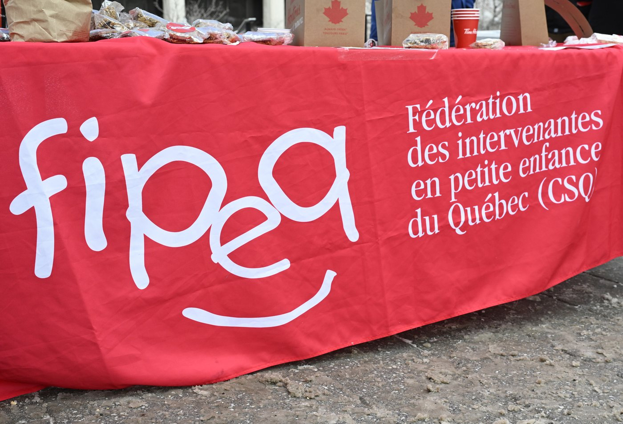 Des services de garde en milieu familial ouvriront plus tard à compter de lundi