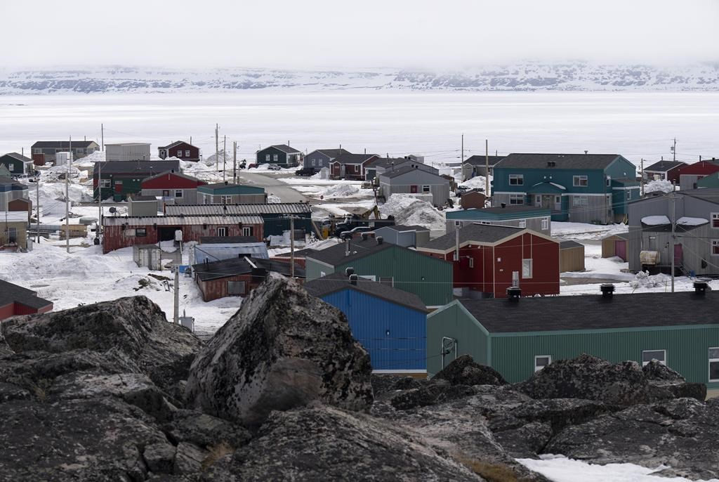 Une médiatrice tente de calmer la tension entre les infirmières et le CSI au Nunavik