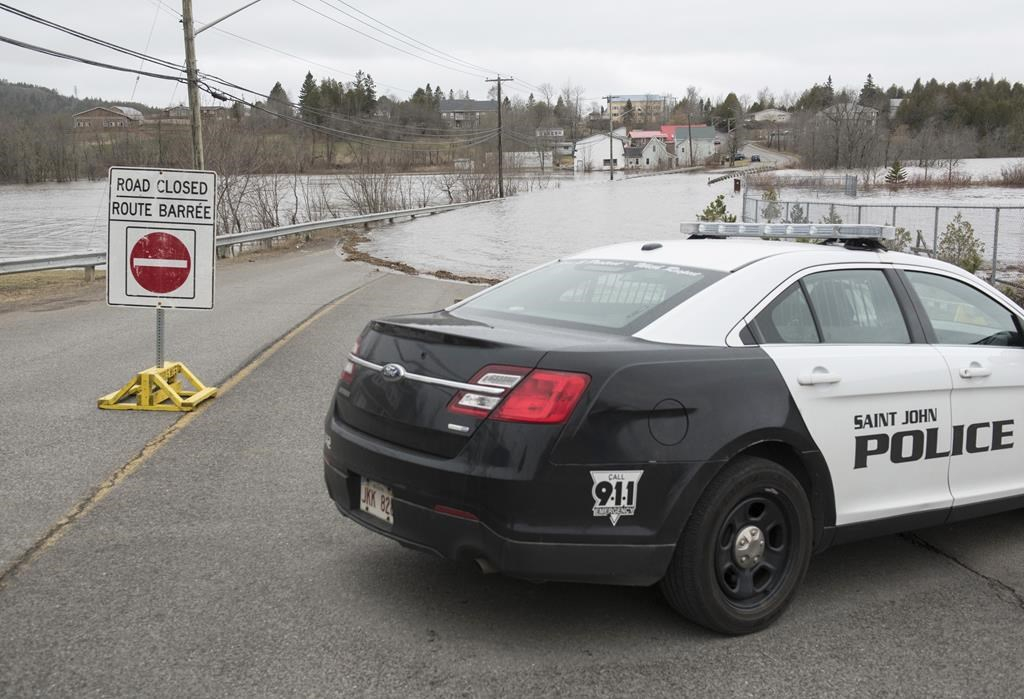NB: émission d'un mandat d'arrestation pancanadien contre un homme âgé de 26 ans